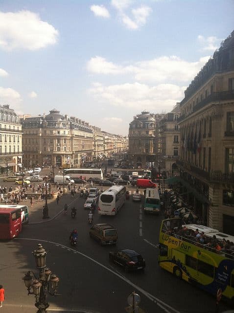 A picture of a Paris boulevard
